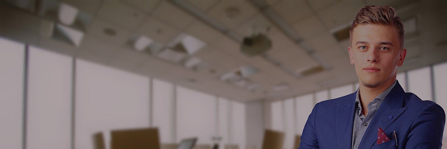 山名雄貴 banner