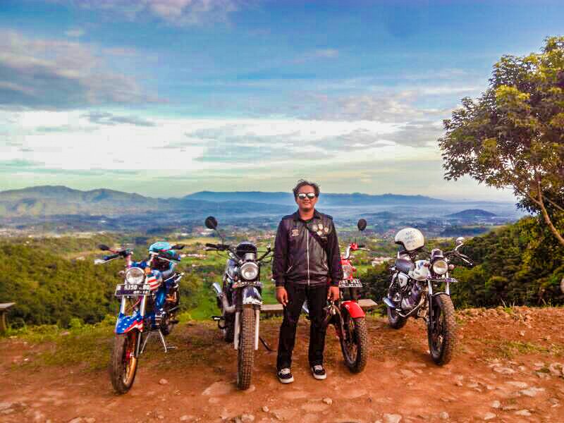Emjje's profile banner image