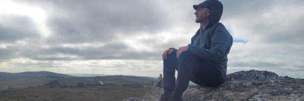 Pantoufl Profile Banner