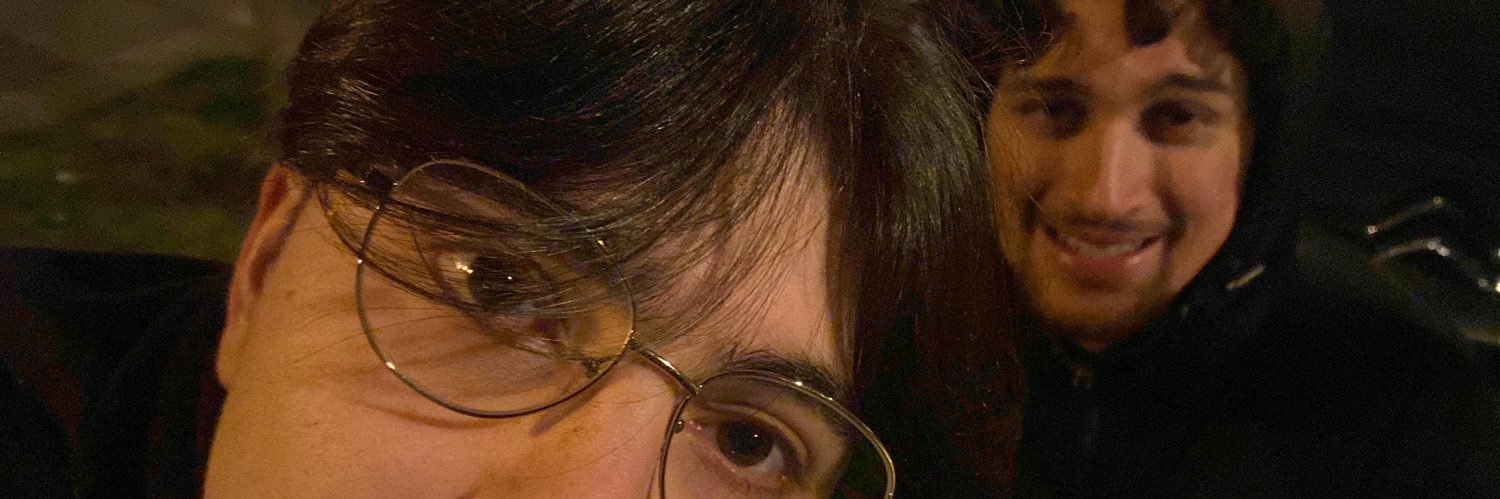 carlabdne's profile banner image