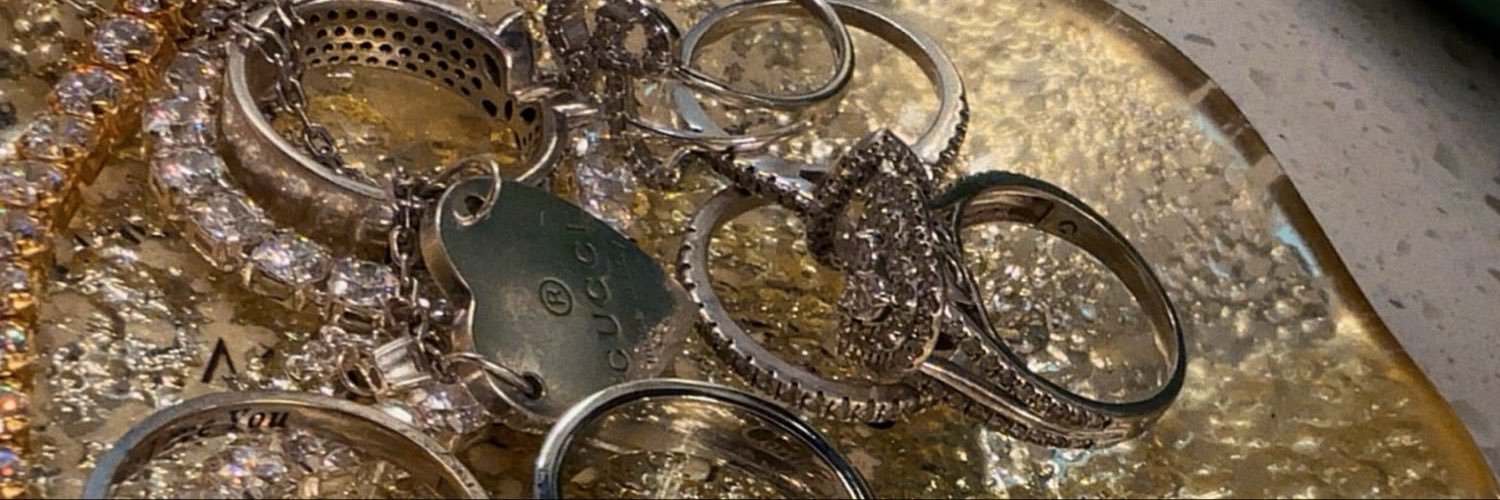 amandatory____'s profile banner image