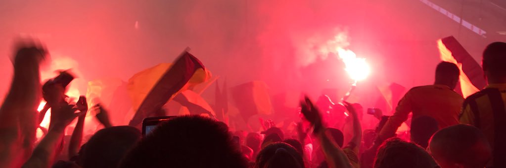 syacovazzob's profile banner image