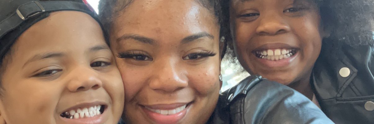 Janette Love 👑 banner