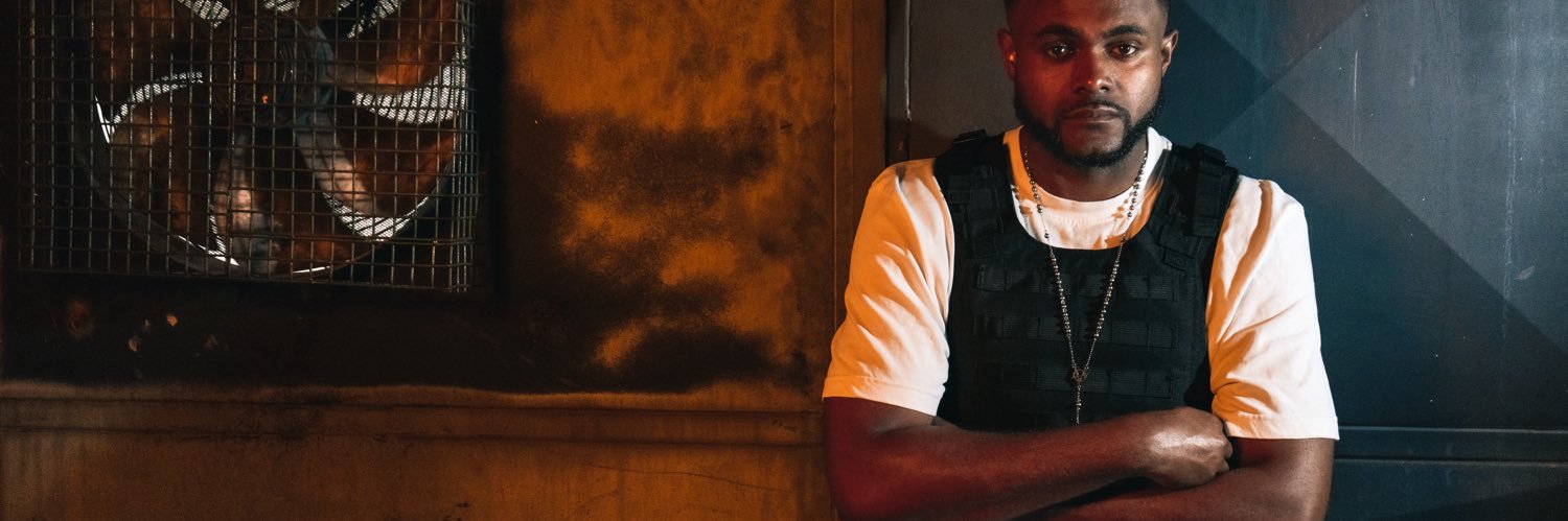 UPTOWN villain 🛞 banner