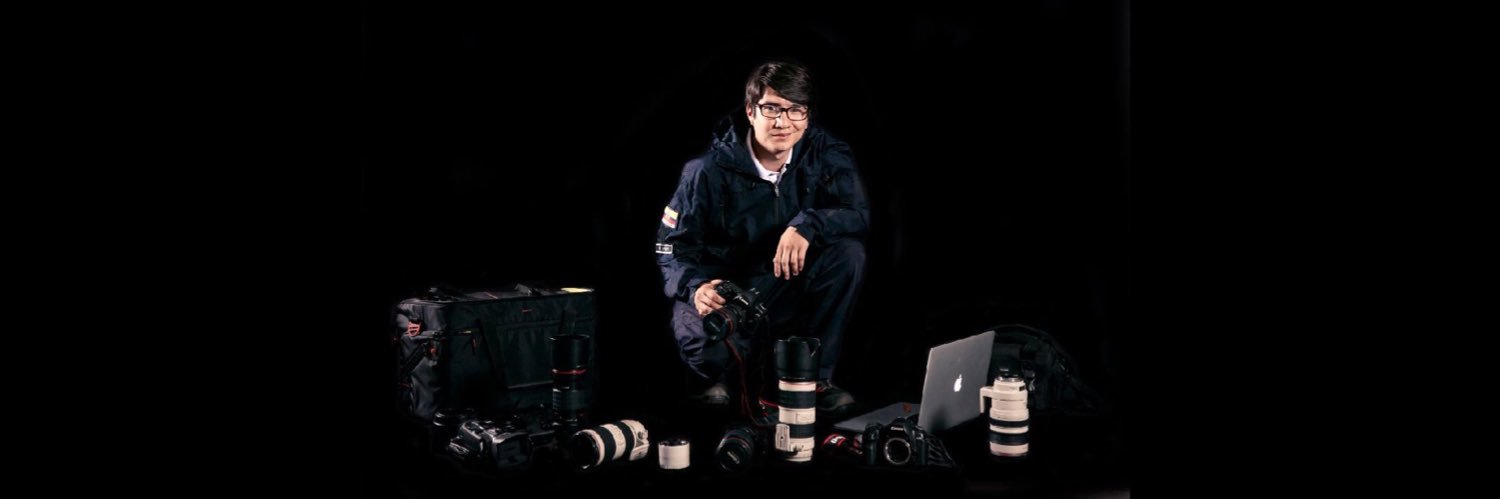vikvang's profile banner image