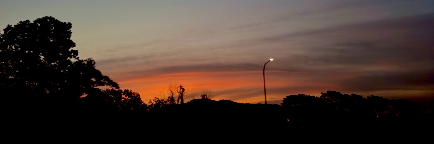 ellyyyhere's profile banner image