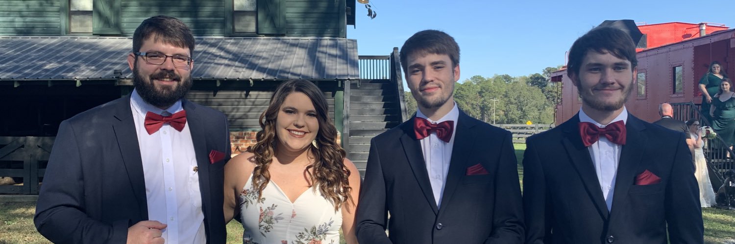 leslieg74's profile banner image