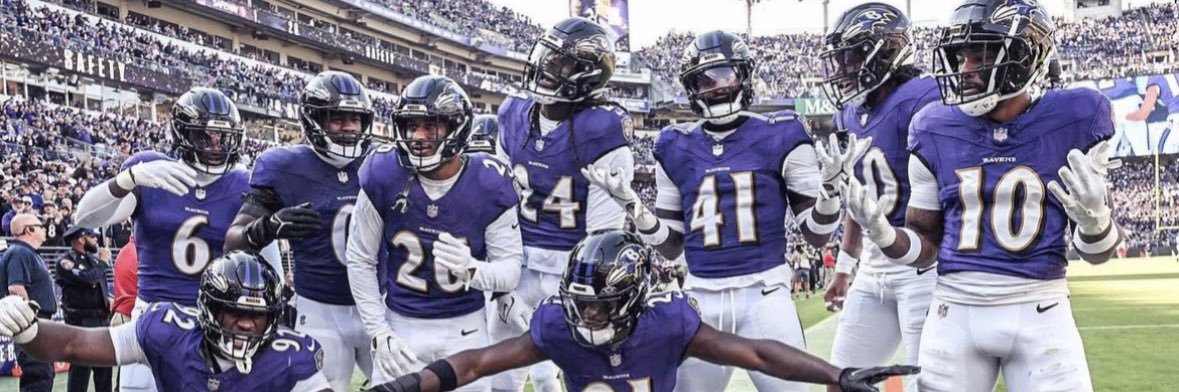 fathollyz's profile banner image