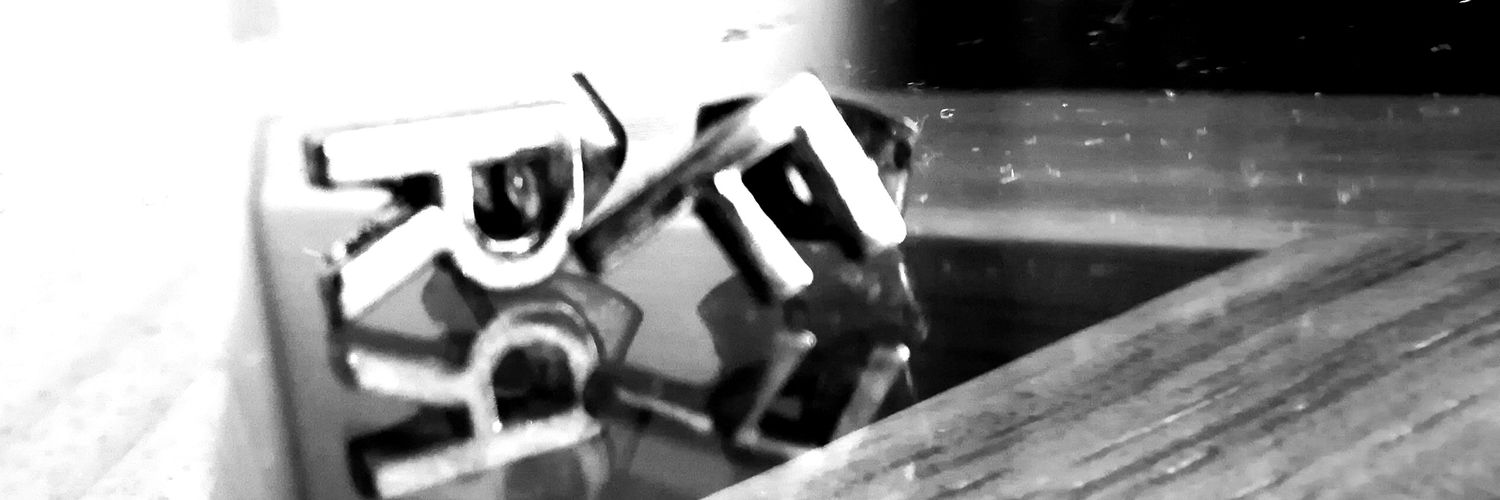 Roki Legs 🌈 banner