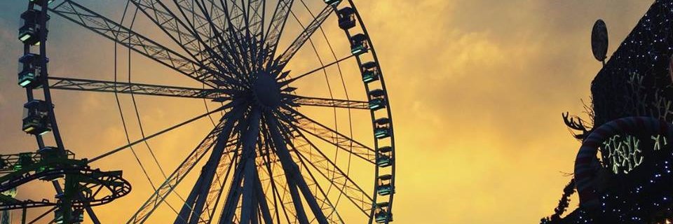 aishaeiqbal's profile banner image