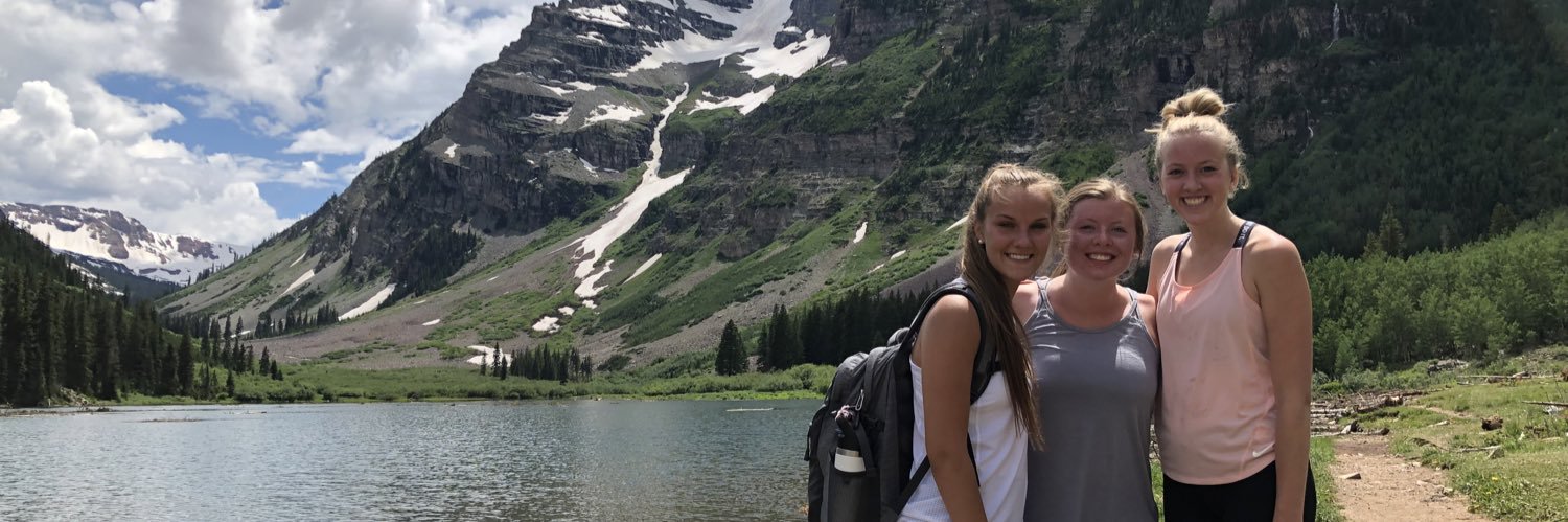 nicole_wander's profile banner image