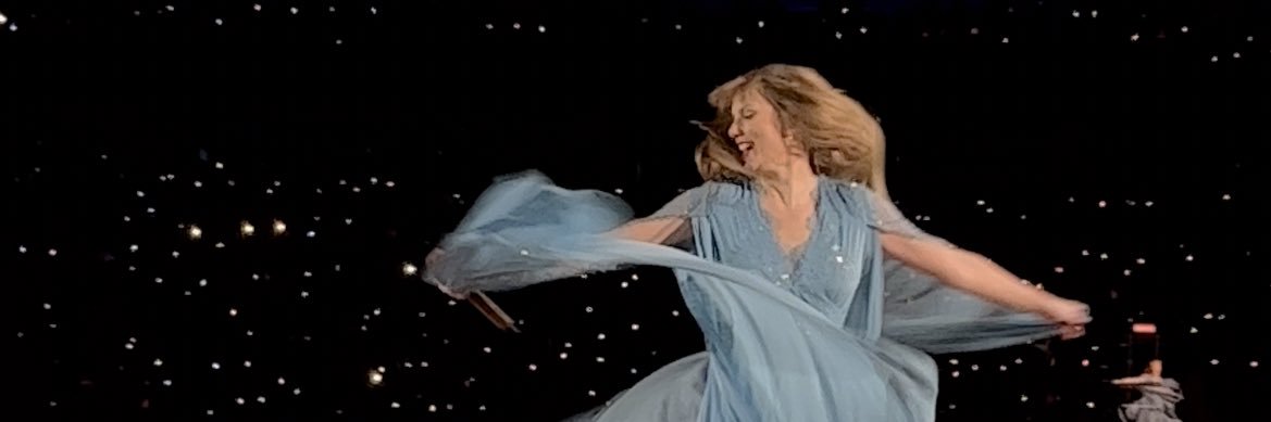 carolinalopes_'s profile banner image