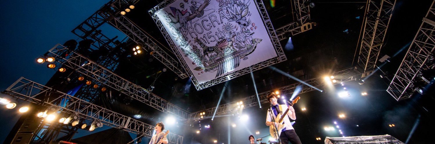 24_qxif's profile banner image
