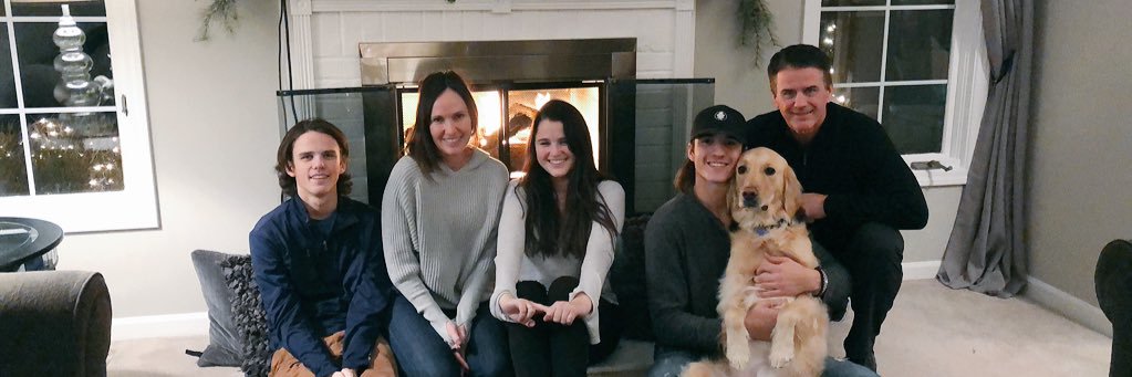 tracyannbow's profile banner image