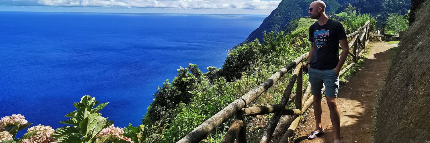 Martyn Harris banner