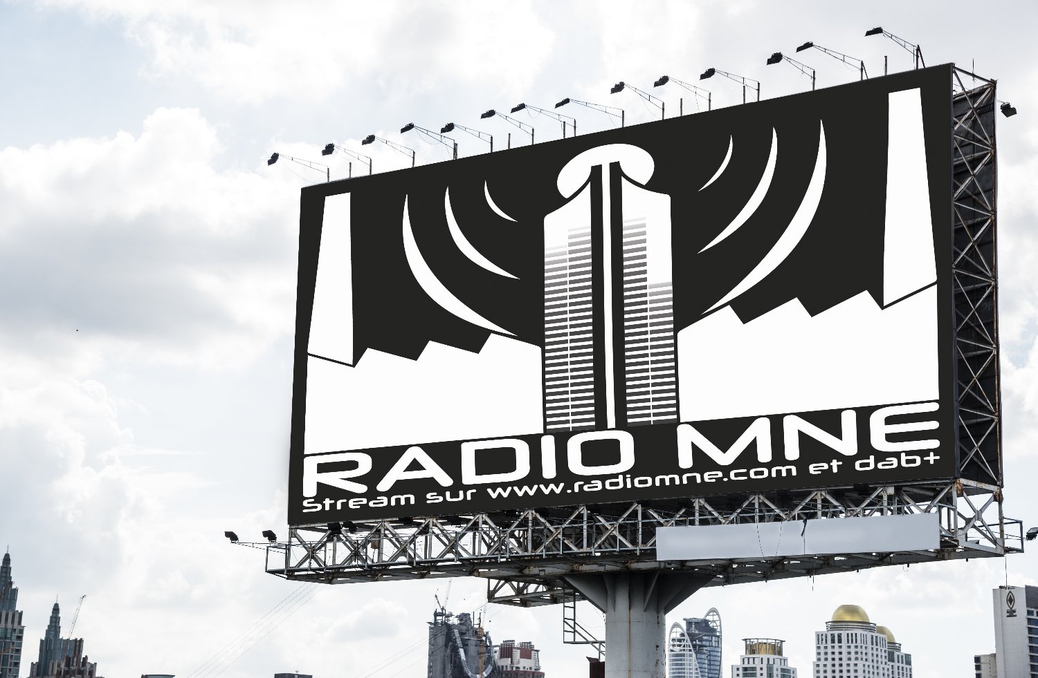 RadioMNE's profile banner image