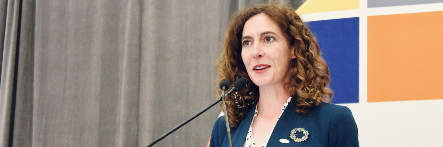 lauraalbertphd's profile banner image