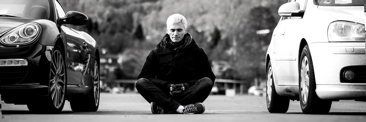 dretoux's profile banner image