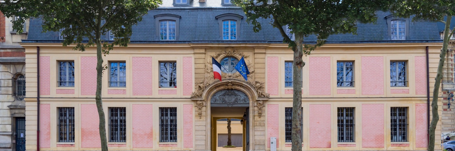 Versailles GrandParc banner