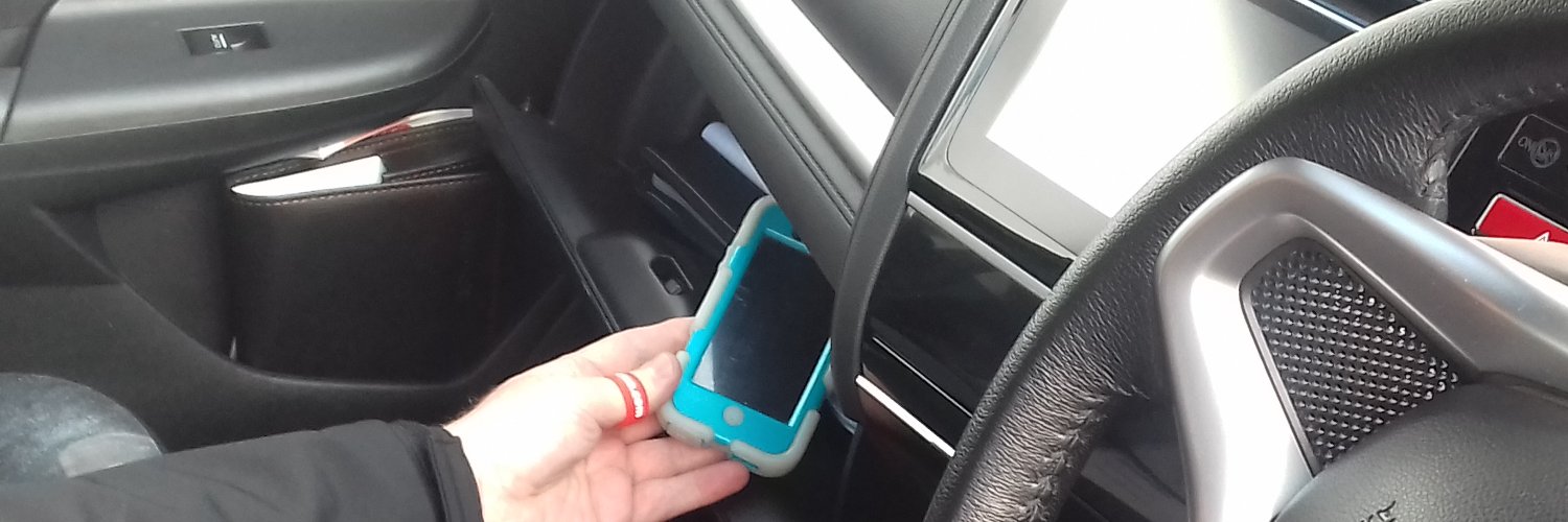 MyRedThumb's profile banner image