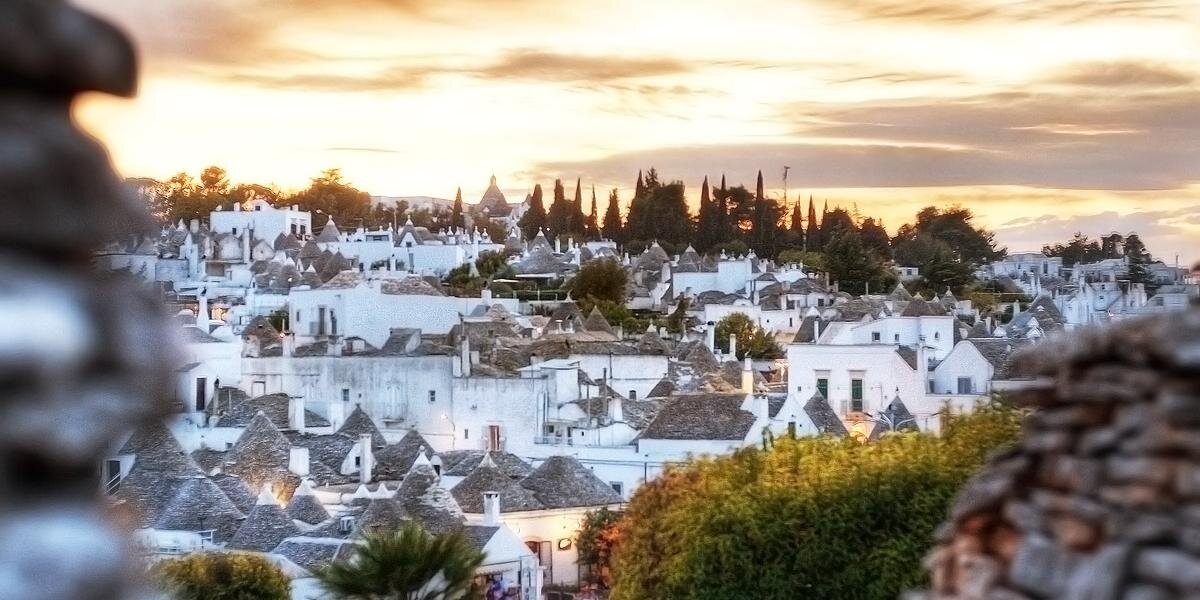 Alberobello banner