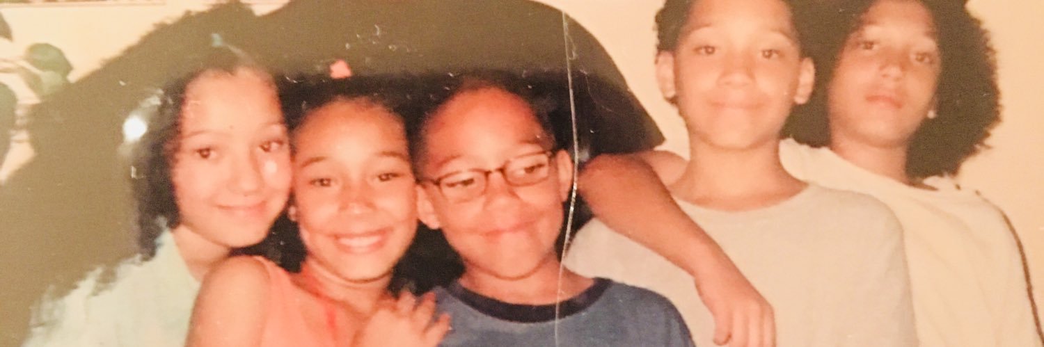 loveetash_'s profile banner image