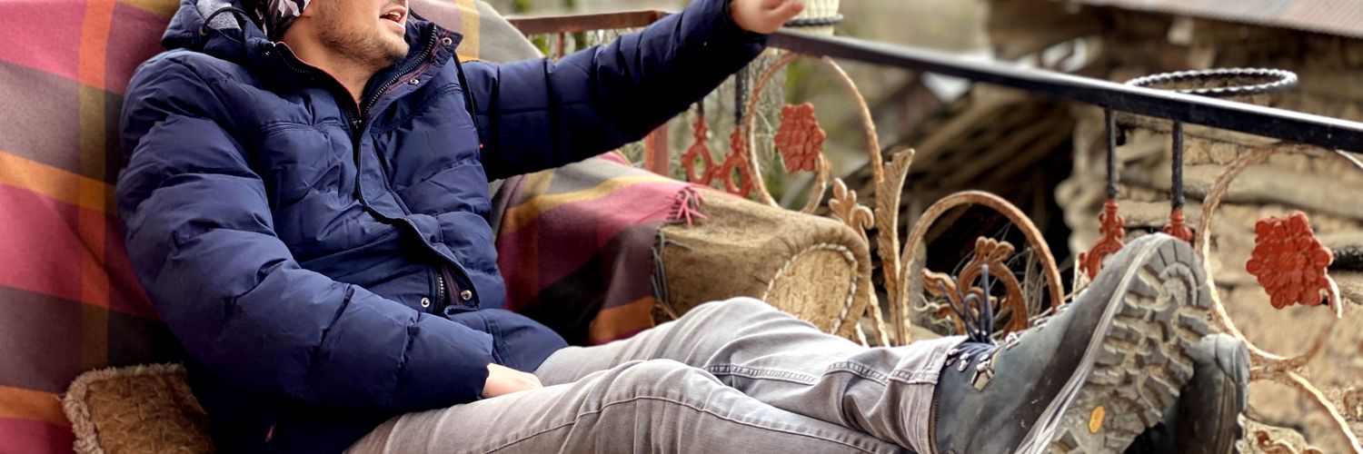 javidrostami's profile banner image