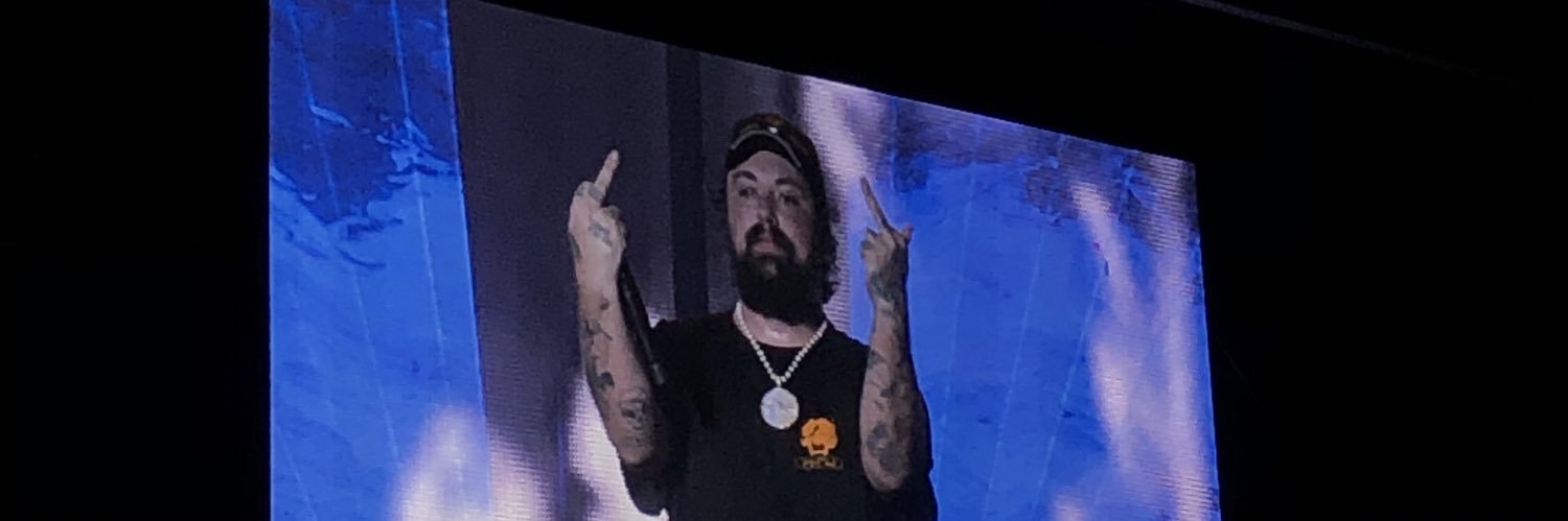 carlxdlr's profile banner image
