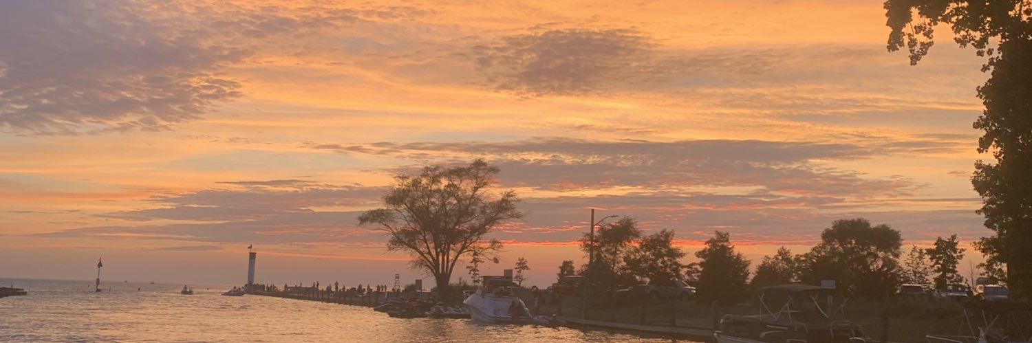 teagankarn_'s profile banner image