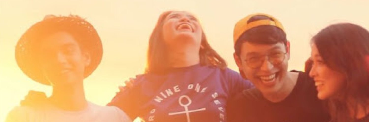 louiegraphy's profile banner image