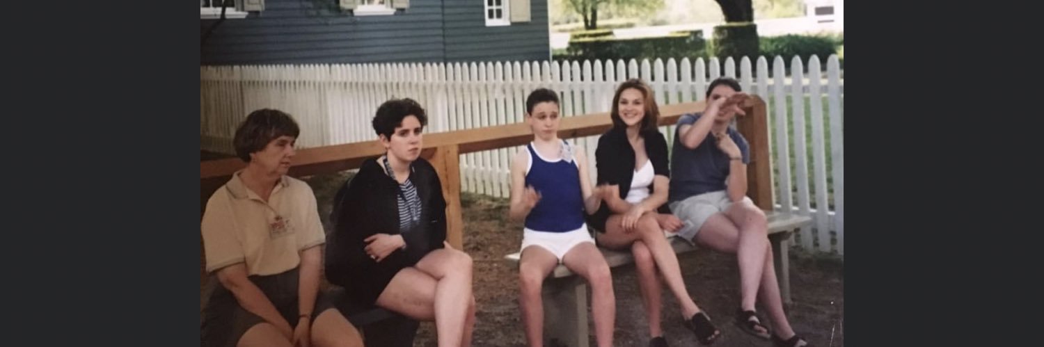 annieliz82's profile banner image