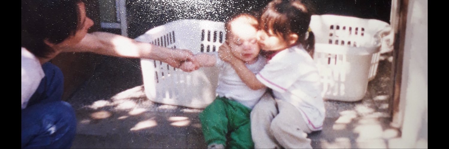 Larabenetti_'s profile banner image