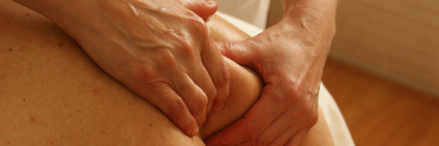 yolybervi's profile banner image