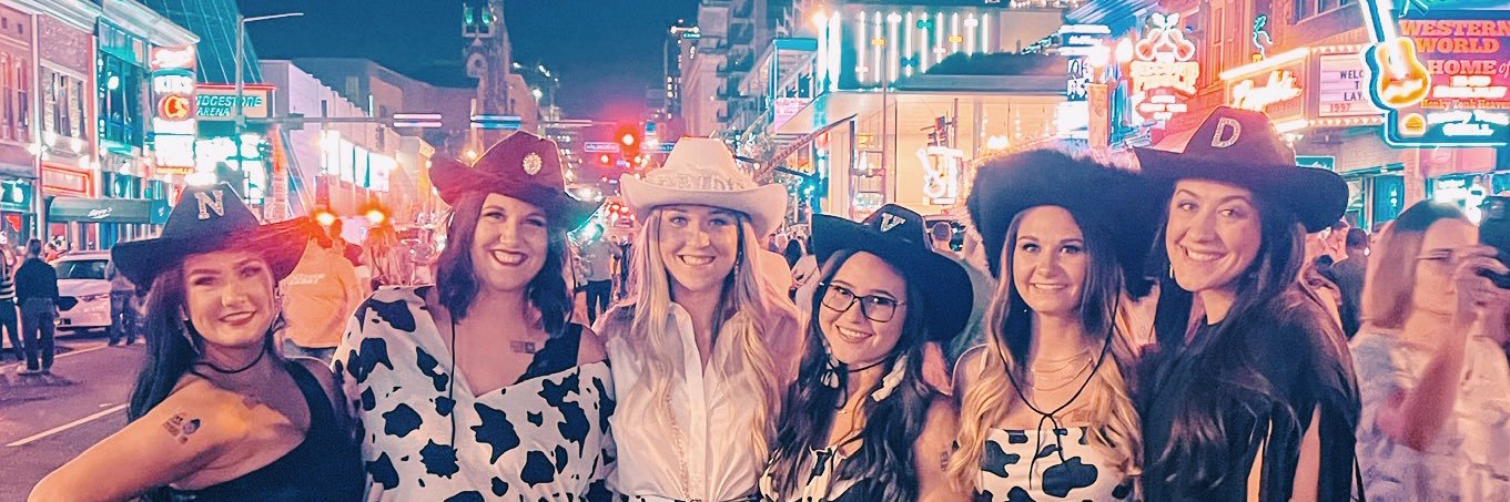 Lanie__May's profile banner image
