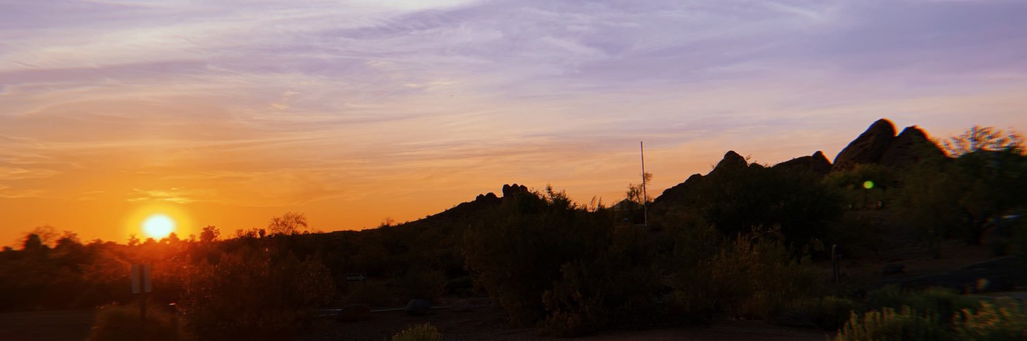 nicoleeeaton's profile banner image