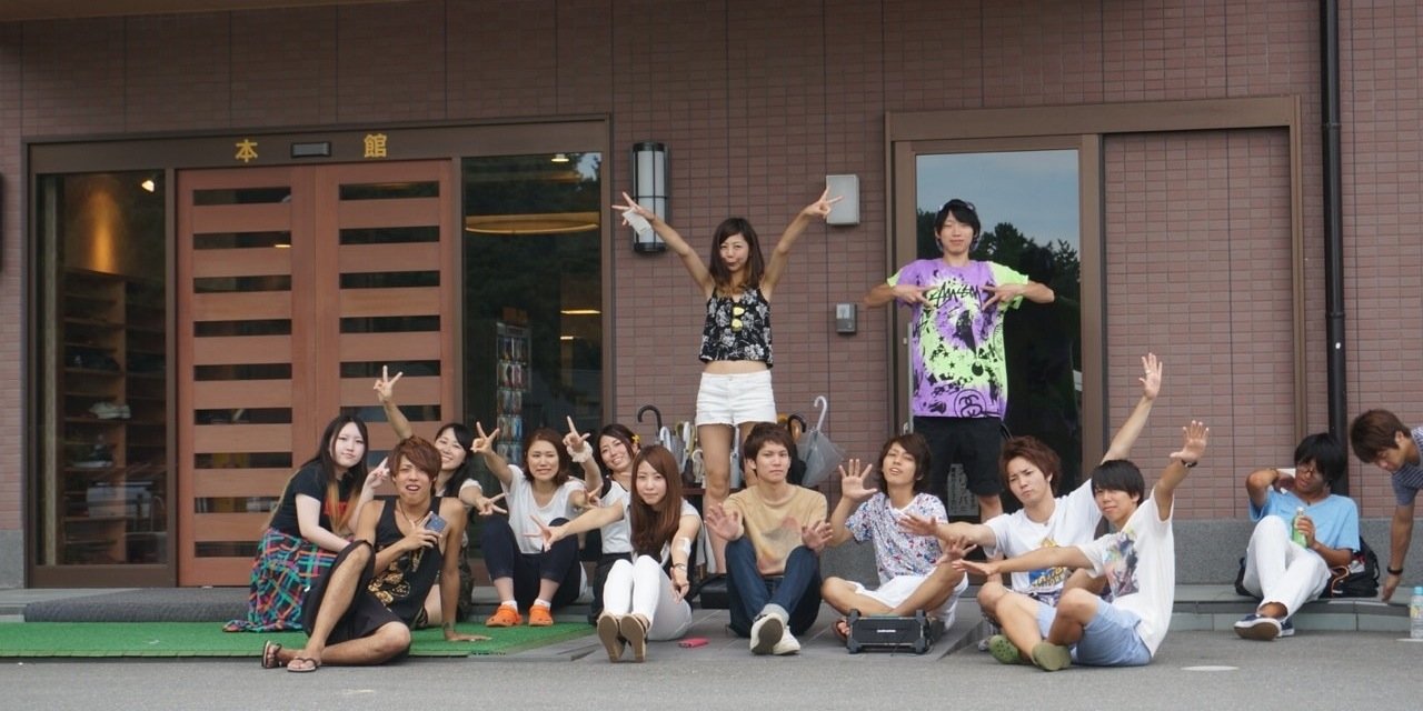ya_m_t's profile banner image