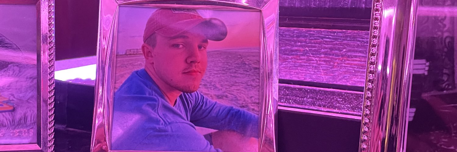 bricap22's profile banner image