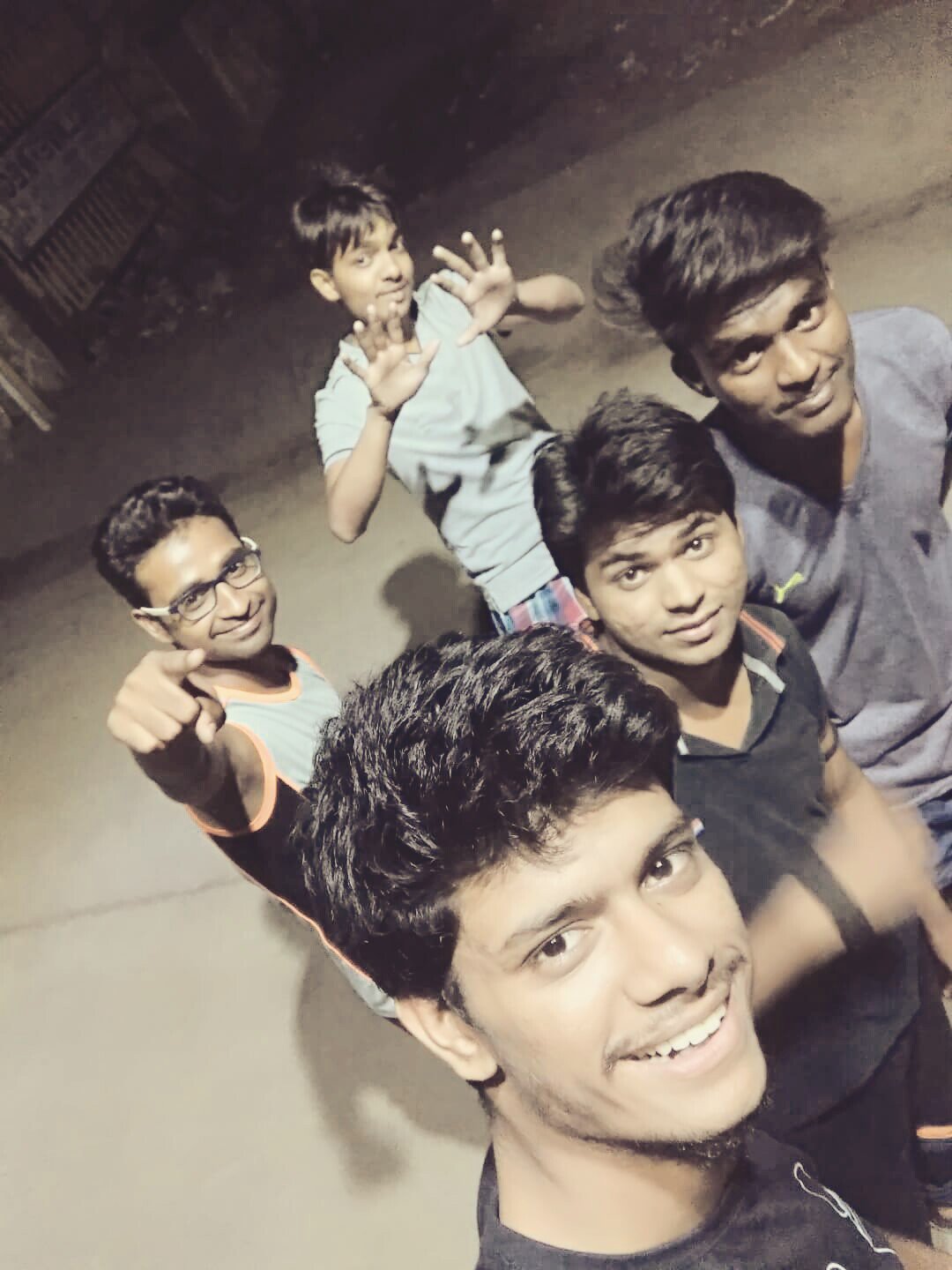 Rayanmaurya's profile banner image
