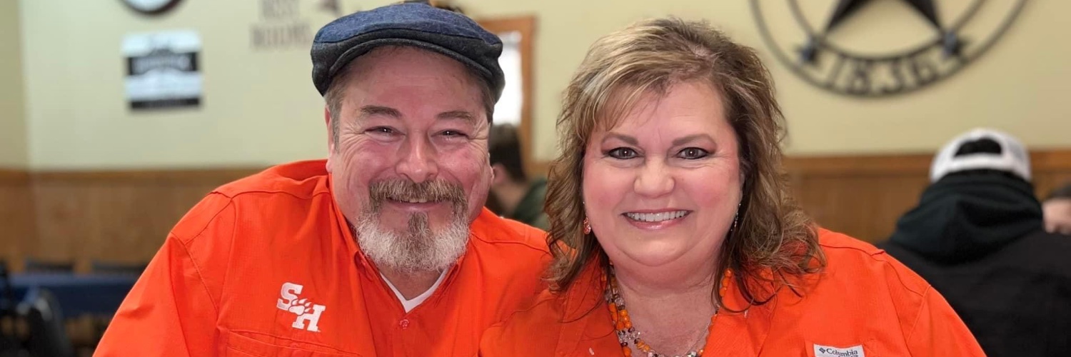 bearkatnell's profile banner image