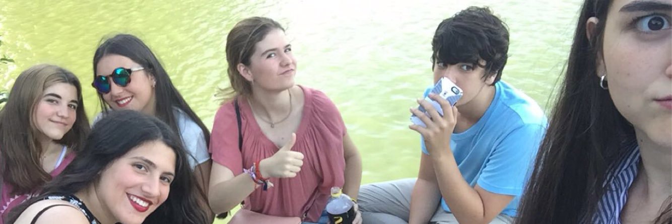 marialeon_9's profile banner image