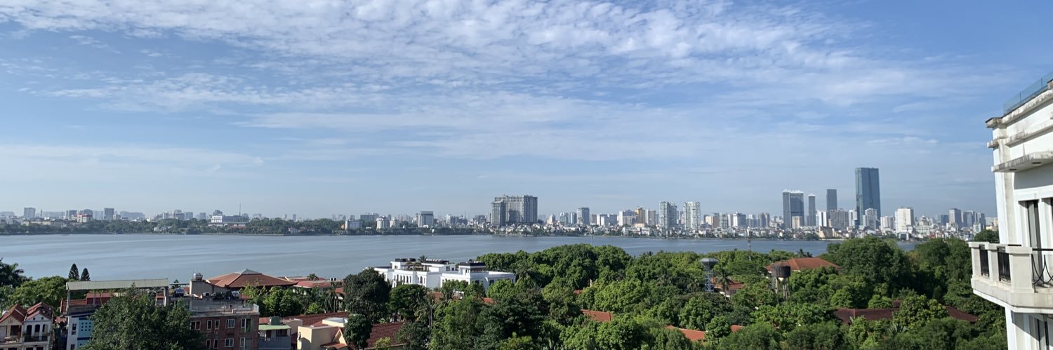 Pauline Tamesis banner