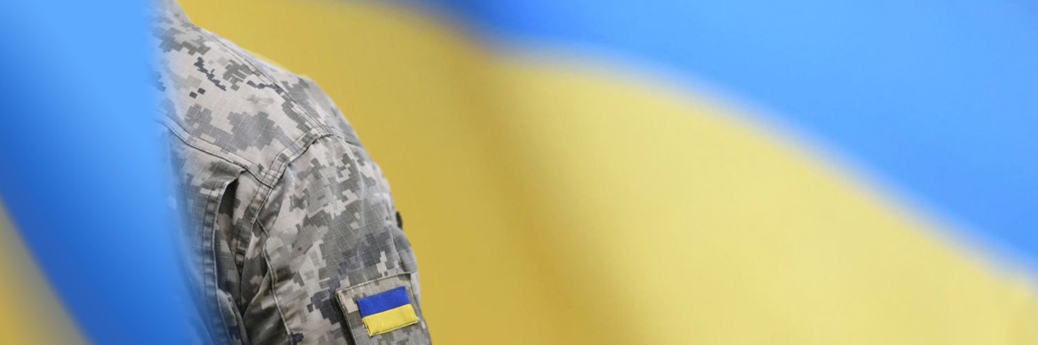 Петро Порошенко's banner