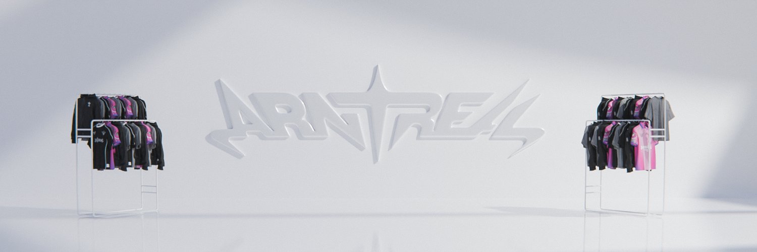LOGɅN banner
