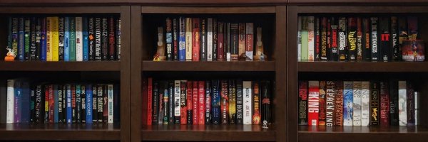 BookDen Profile Banner