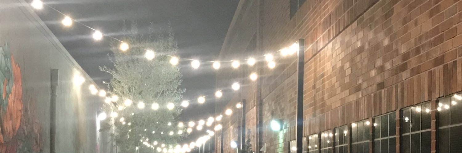 Ellie ✨ banner