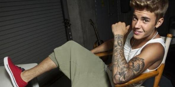 FOLLOW ME BIZZLE ♥ banner