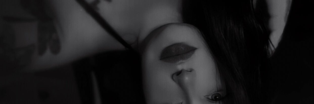 _camilaviola's profile banner image
