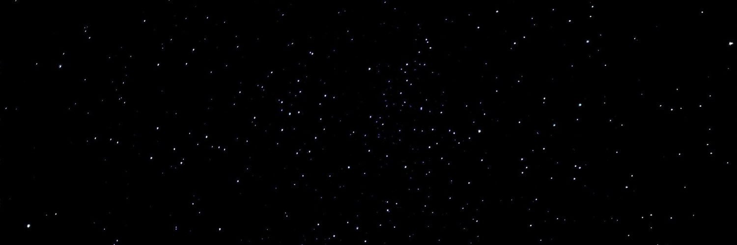 _moonliet's profile banner image