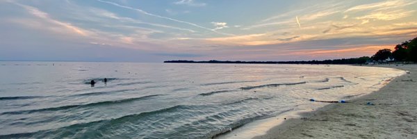 alimariami Profile Banner