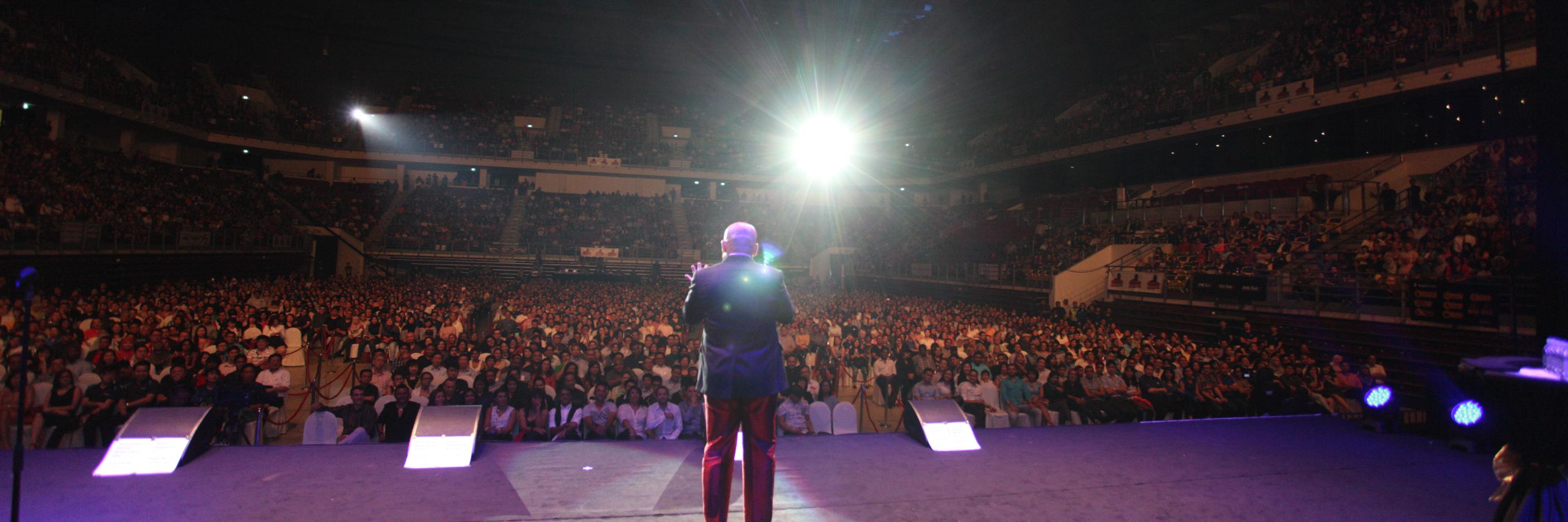 Harith Iskander banner